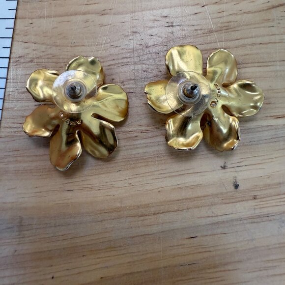 J.Crew Enamel Pansy Post Earrings White & Gold Flower Crystal Center - Picture 6 of 9